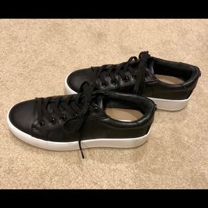 Steve Madden black shoes size 8 Bertie